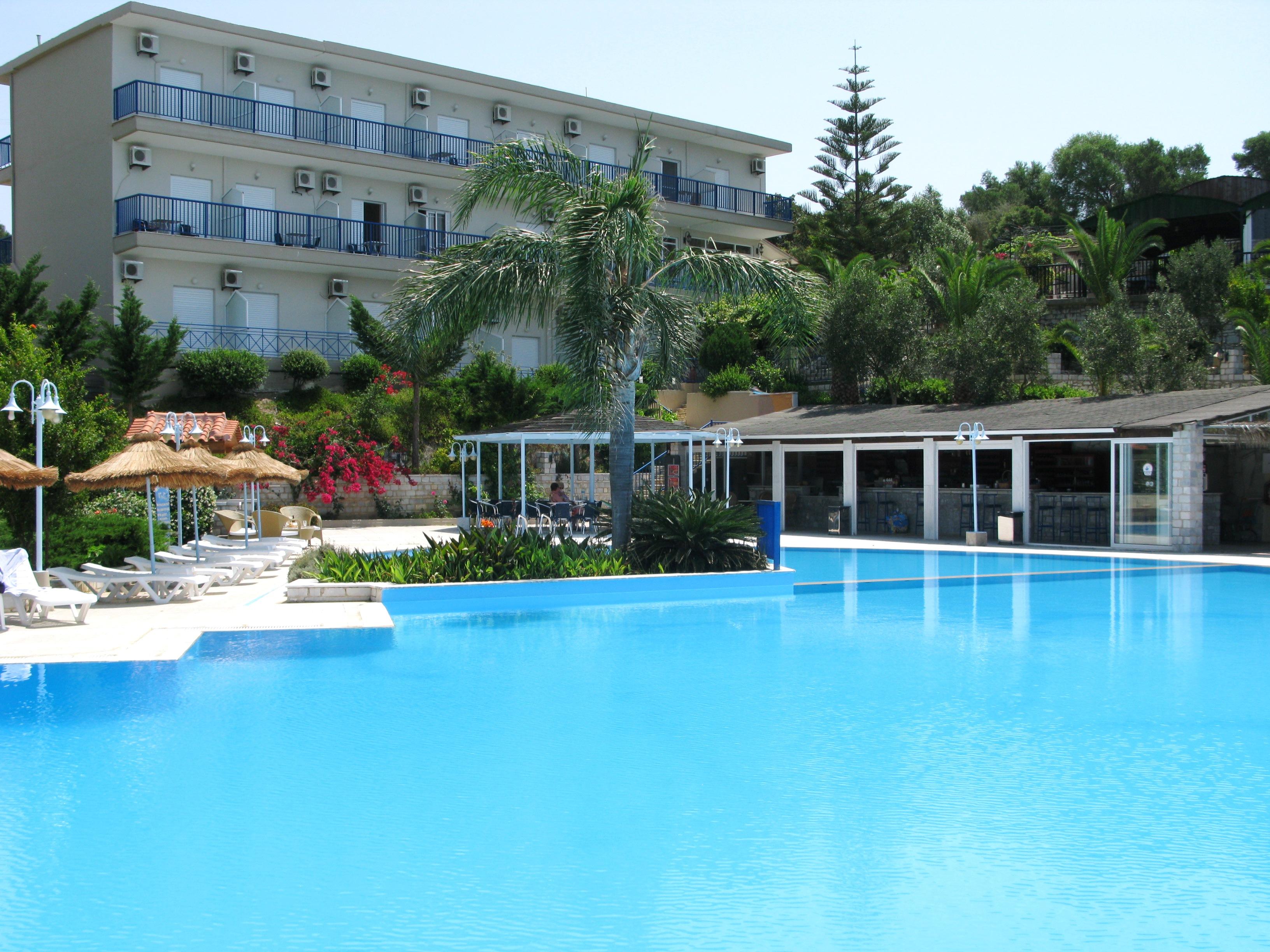 Hotel Golden Sun Finikounta Exterior photo