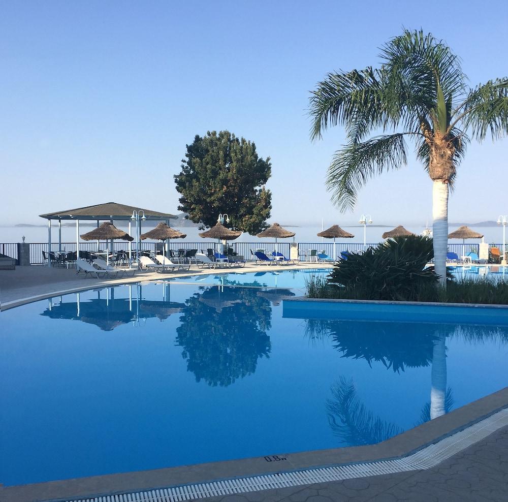 Hotel Golden Sun Finikounta Exterior photo