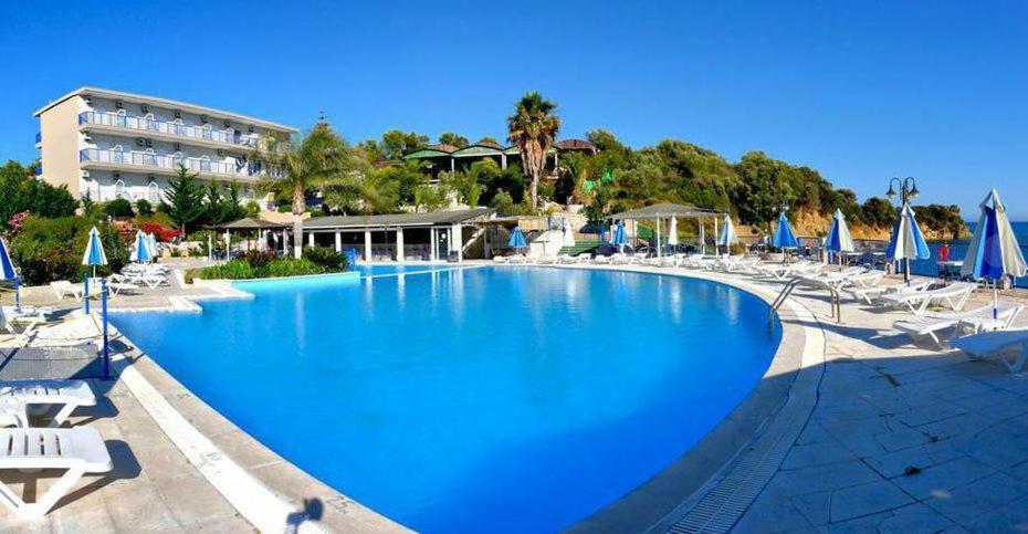 Hotel Golden Sun Finikounta Exterior photo